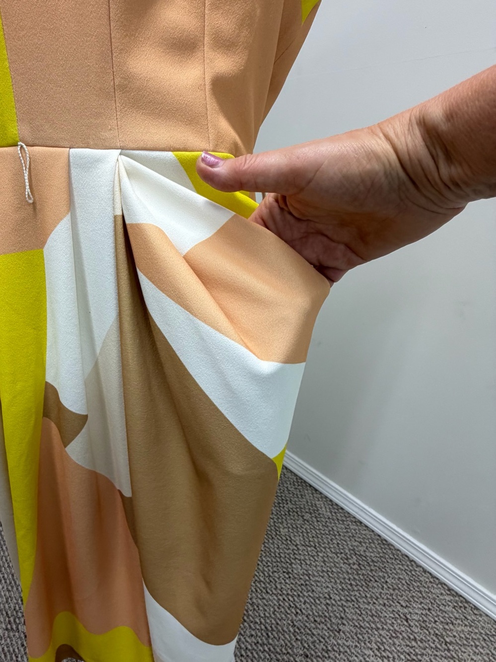 Donna Karan New York Colorblock Dress 16 Midi Sheath Yellow Beige Corporate Chic - Picture 7 of 16